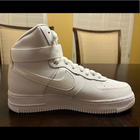 New Nike Air Force 1 White High Sneaker Shoes Size US 7 - Picture 7 of 12